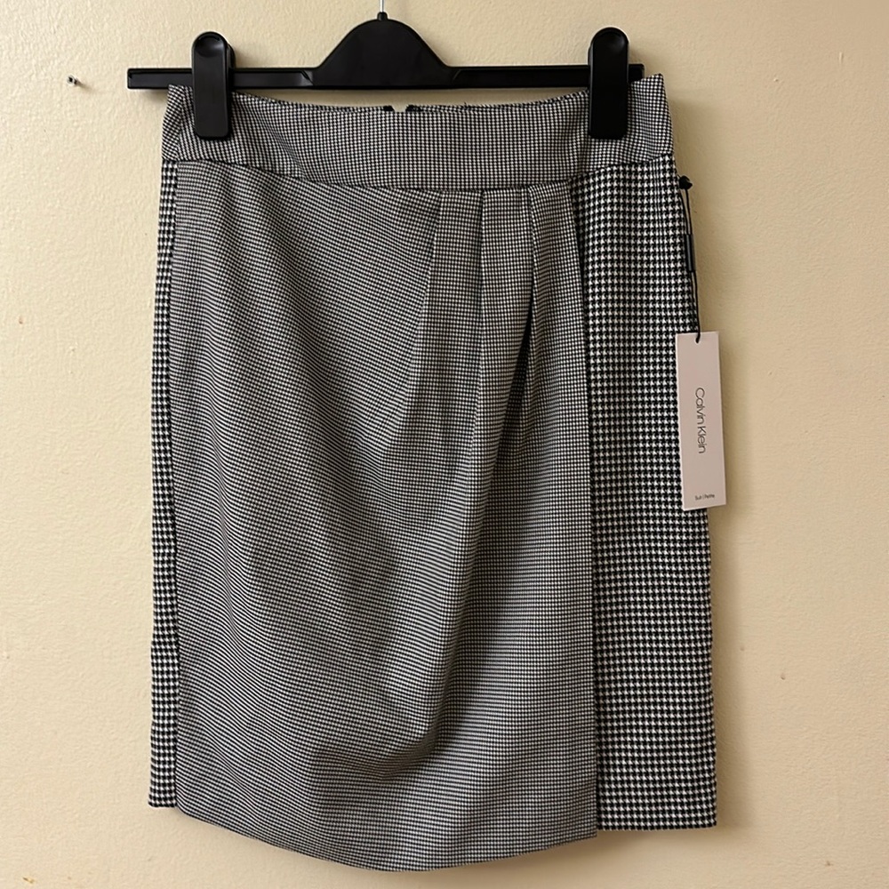 Calvin Klein dress skirt, size 4P, new with tag